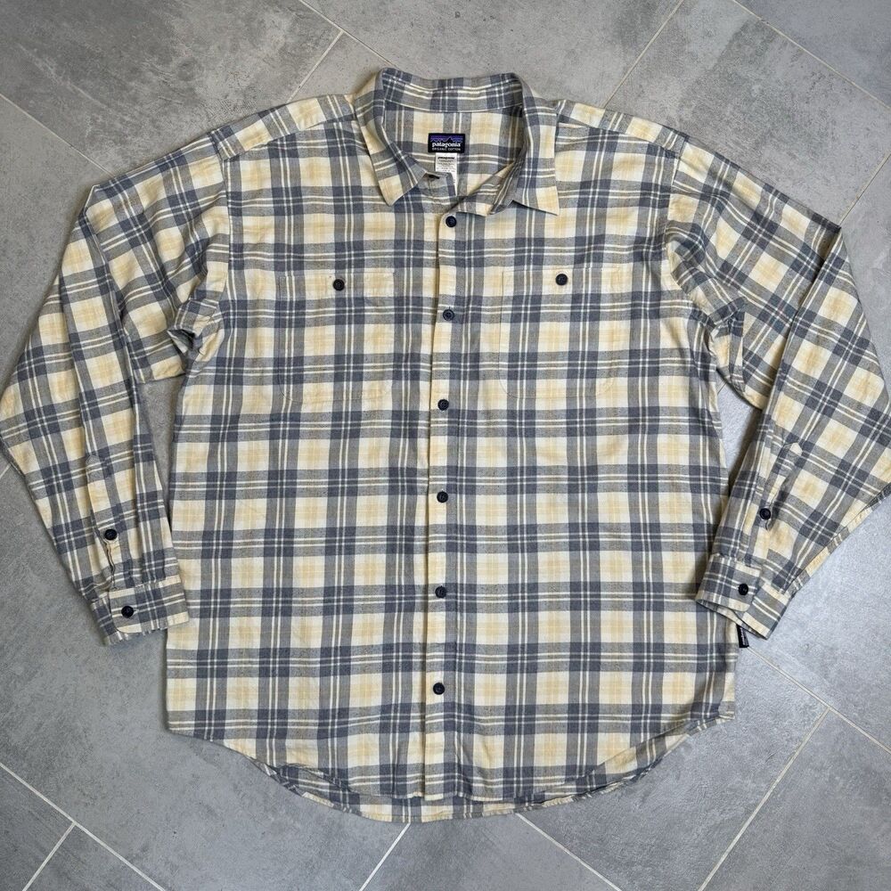 Patagonia Organic Cotton Flannel Plaid Button Up Shirt XL Cream Blue Yellow